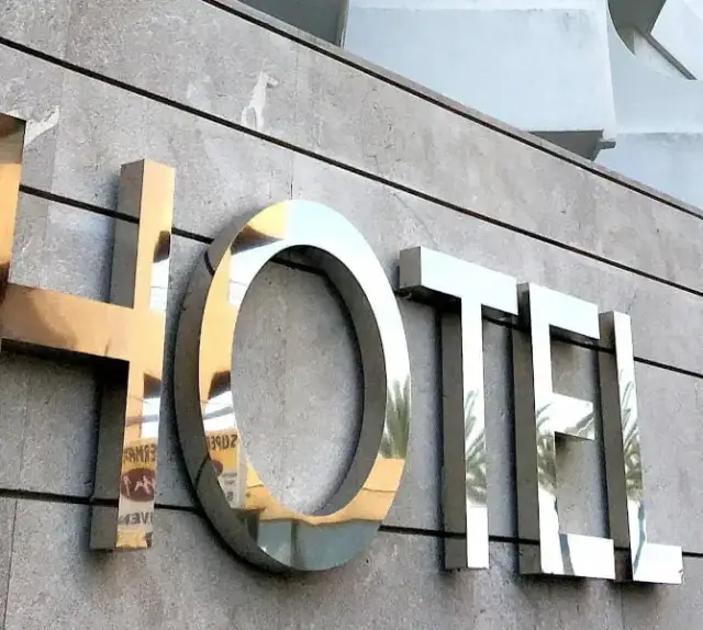 letras 3D sin luz acero