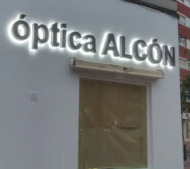 letras 3D retroiluminadas